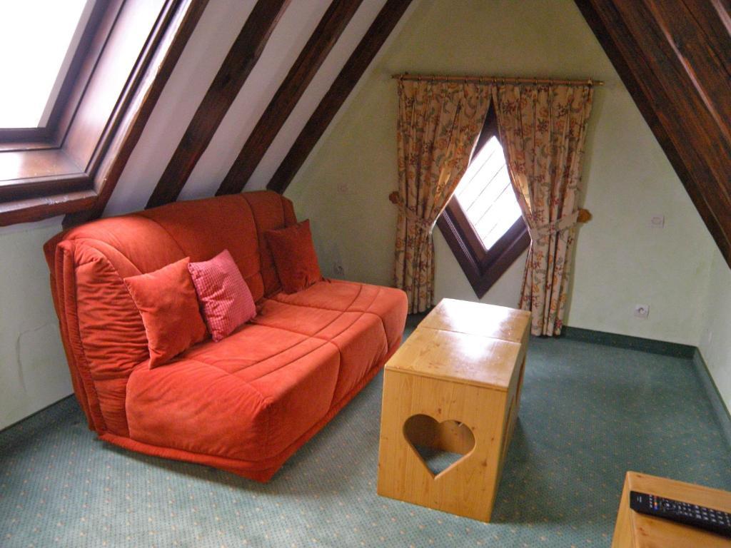 Caveau De L'Ami Fritz Ribeauvillé Стая снимка